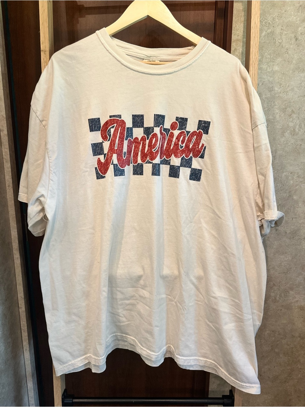 Comfort Colors | America Graphic Tee | Cream with Red & Navy | 3X